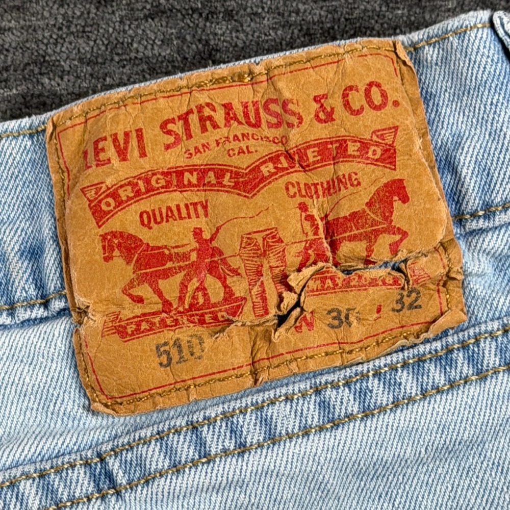 Levis 511 Slim Fit Light Wash Denim Jeans Mens 30x32 Blue 04511-2348 - Picture 12 of 15